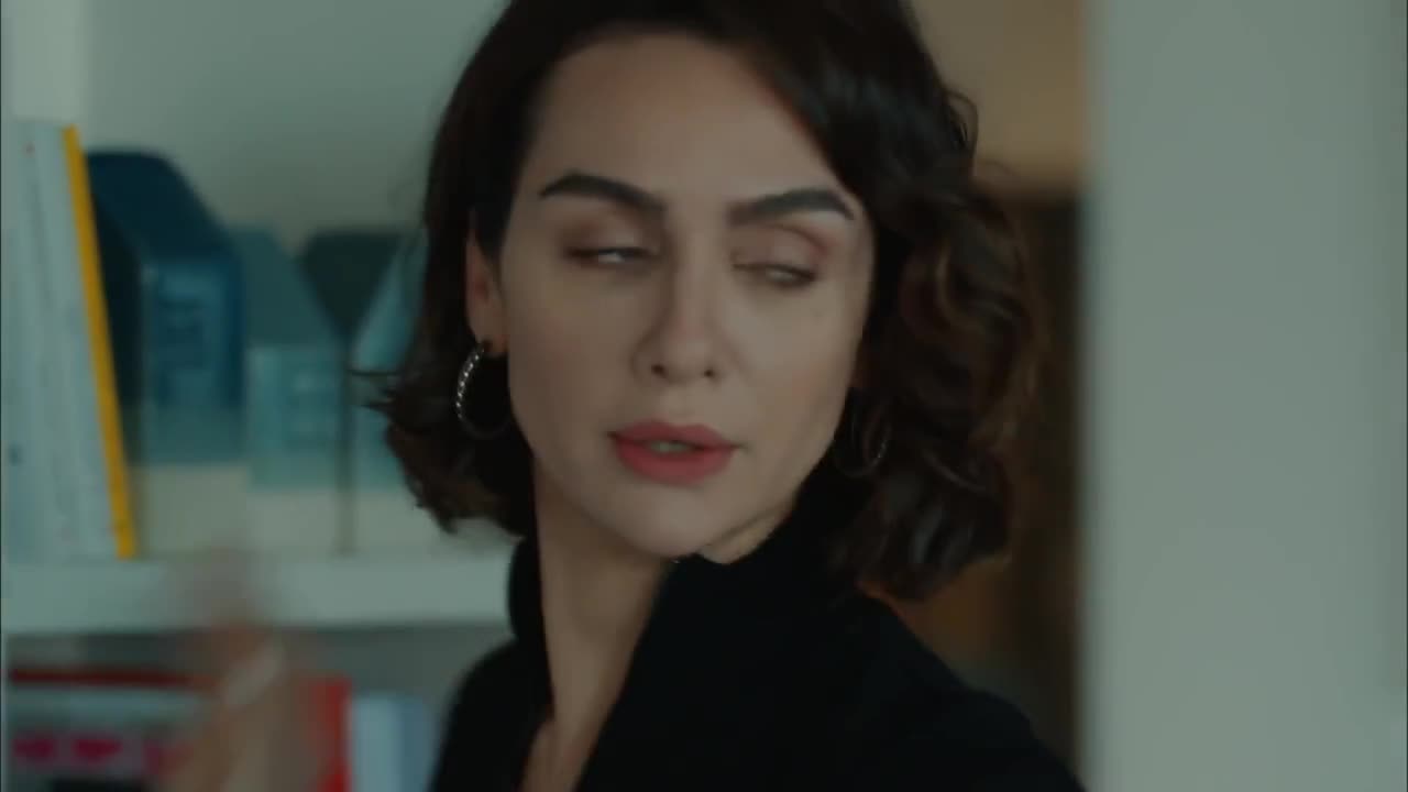 Кадры из сериала Вавилон 2 серия 1 сезон (2020)