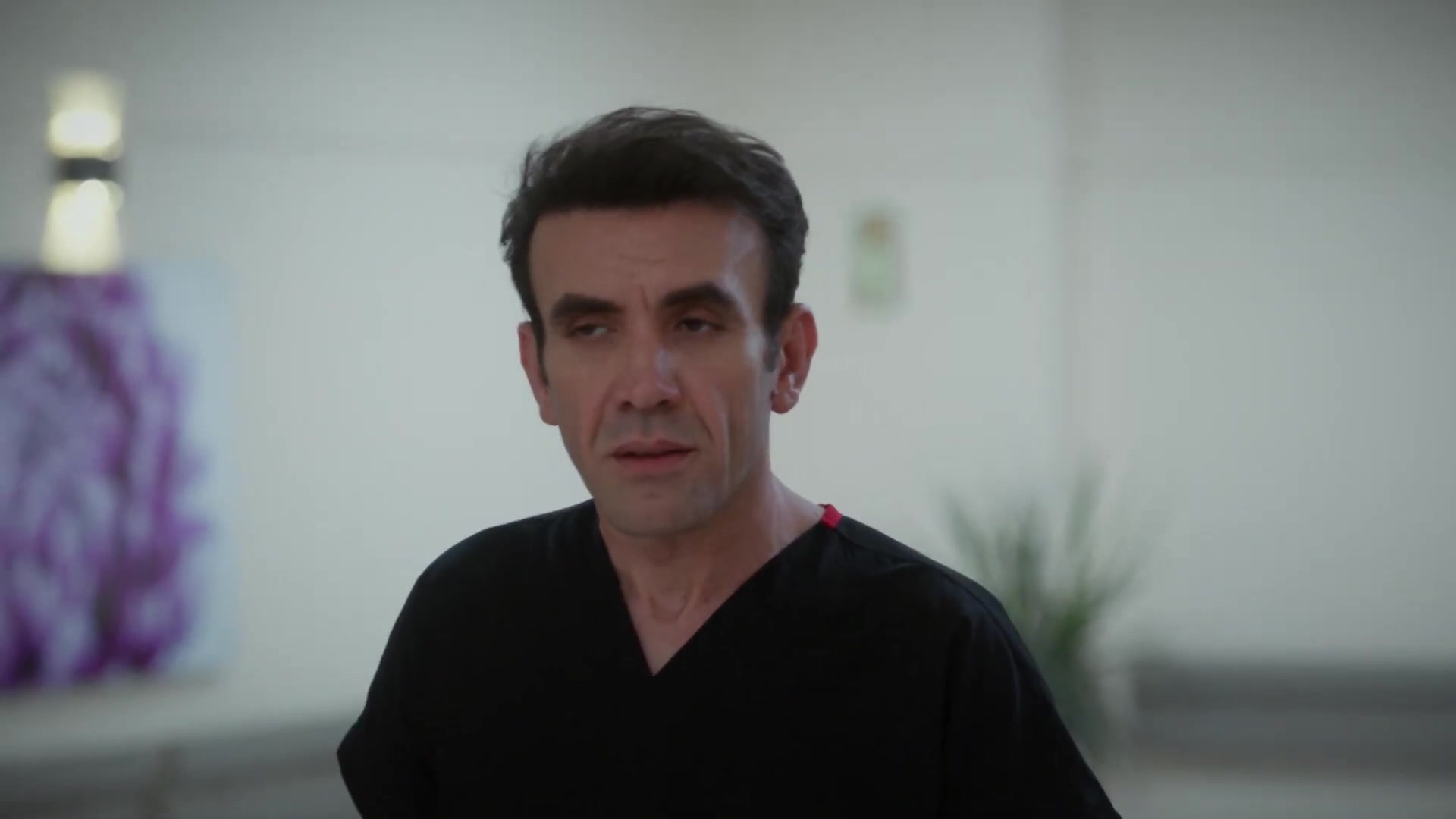 Кадры из сериала Бахар 5 серия 2 сезон (2024)