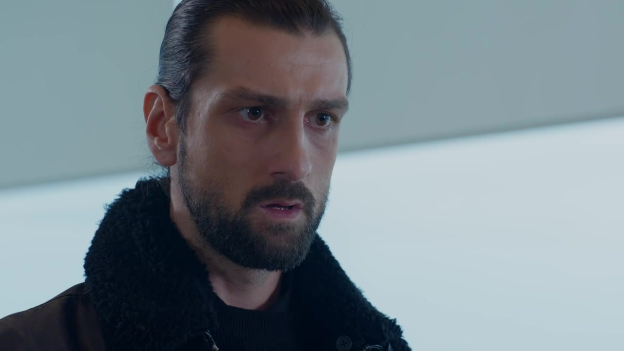 Кадры из сериала Ворон 14 серия 1 сезон (2019)