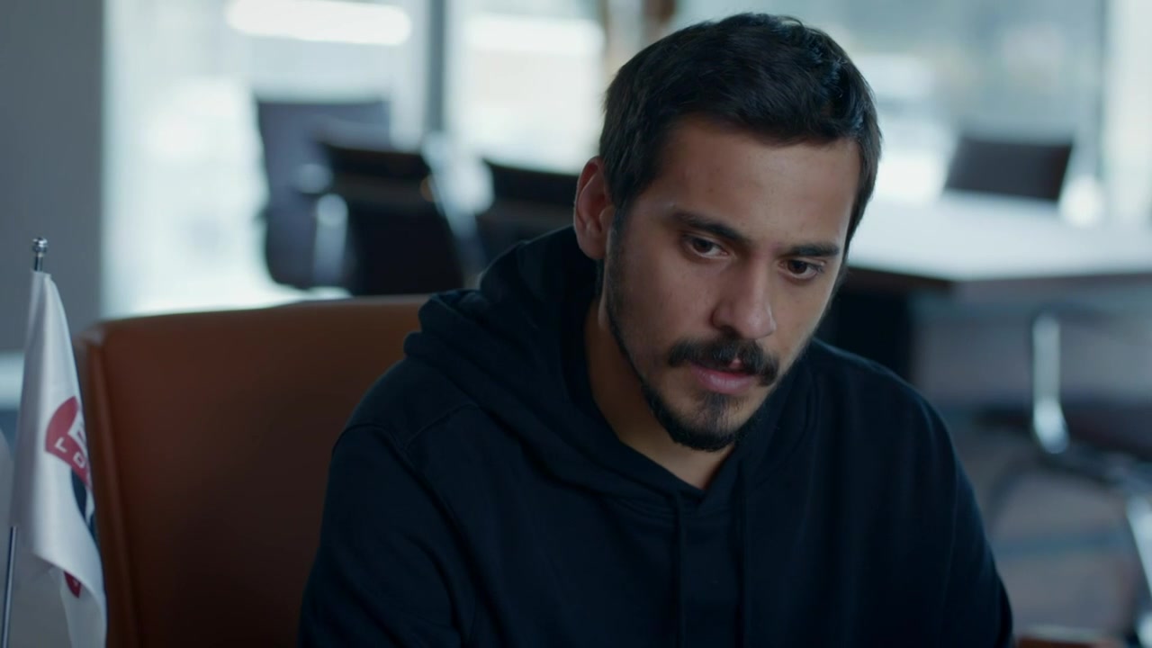 Кадры из сериала Ворон 20 серия 1 сезон (2019)