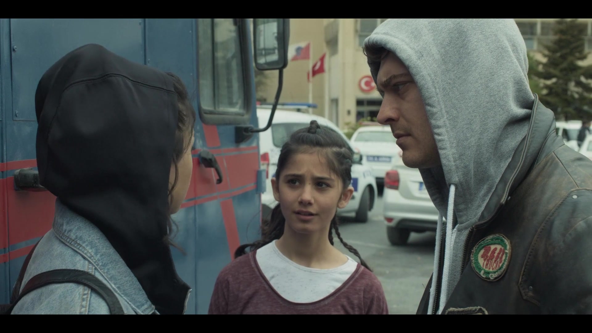 Кадры из сериала Защитник 8 серия 1 сезон (2018)
