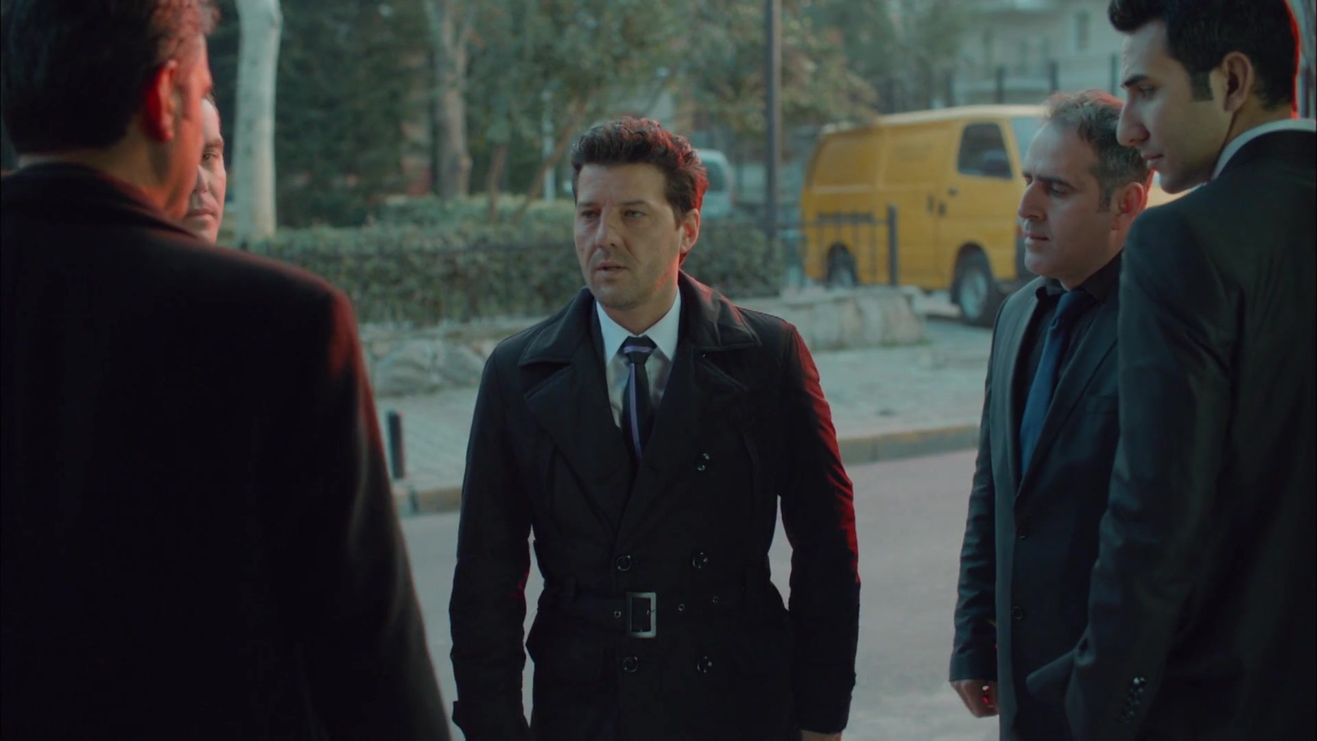Кадры из сериала 20 минут 9 серия 1 сезон (2013)