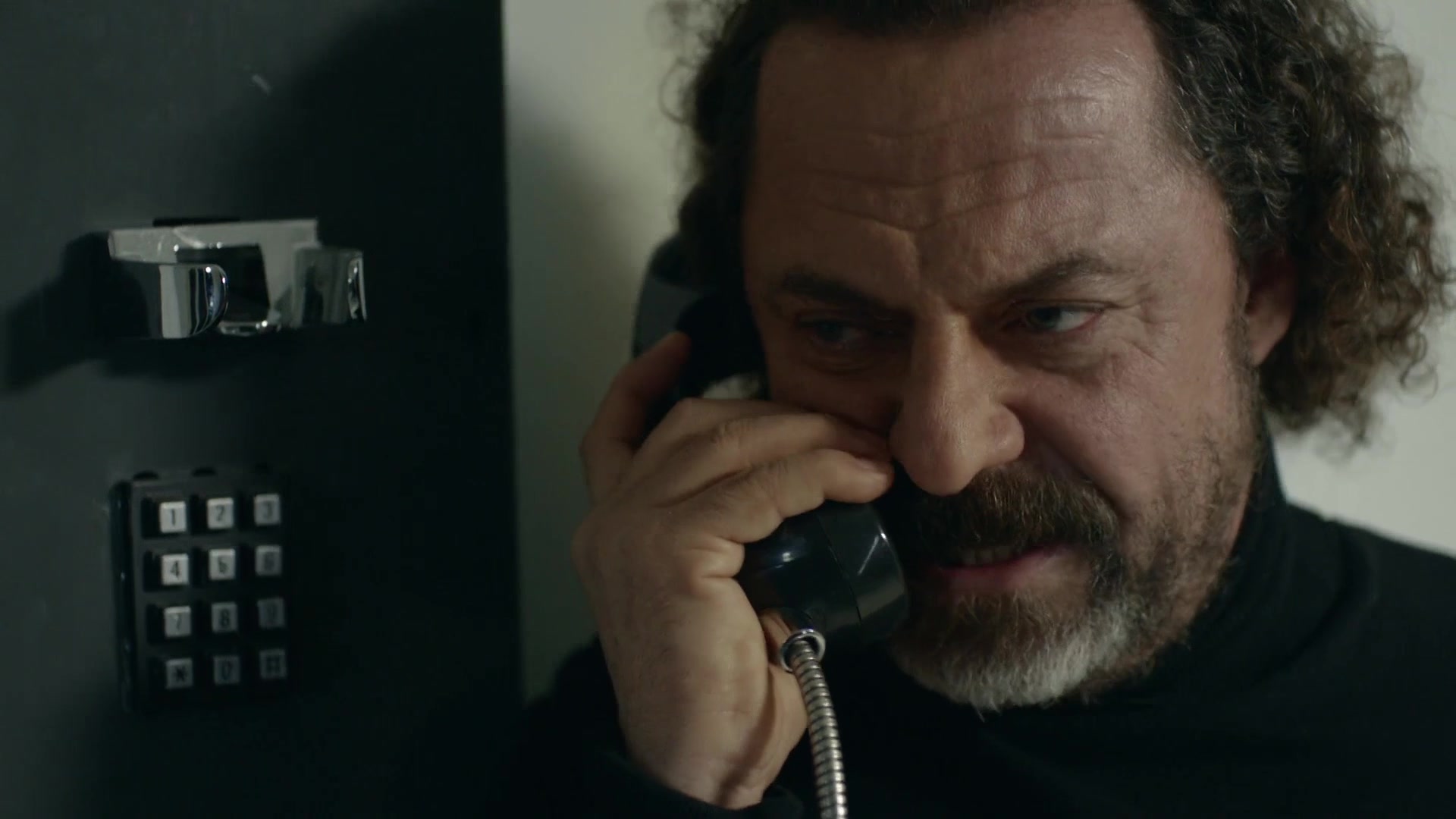 Кадры из сериала 20 минут 21 серия 1 сезон (2013)
