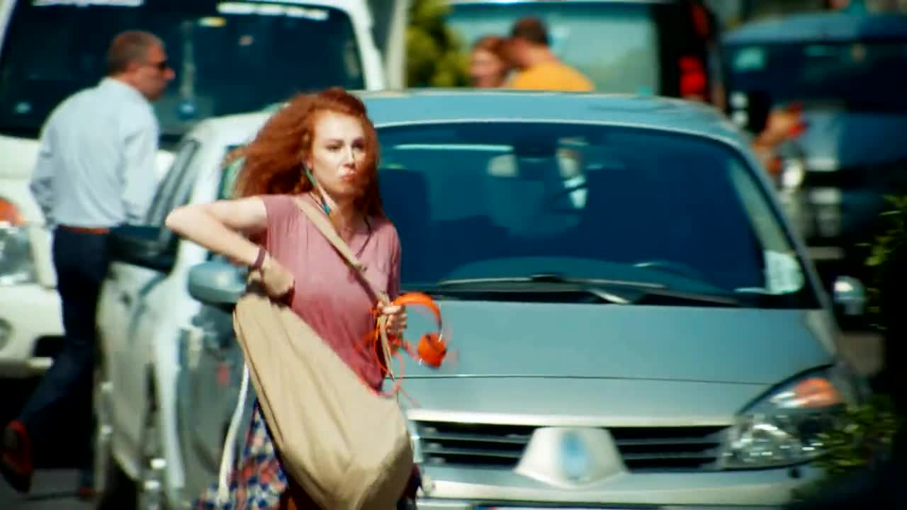 Кадры из сериала Любовь напрокат 1 серия 1 сезон (2015)