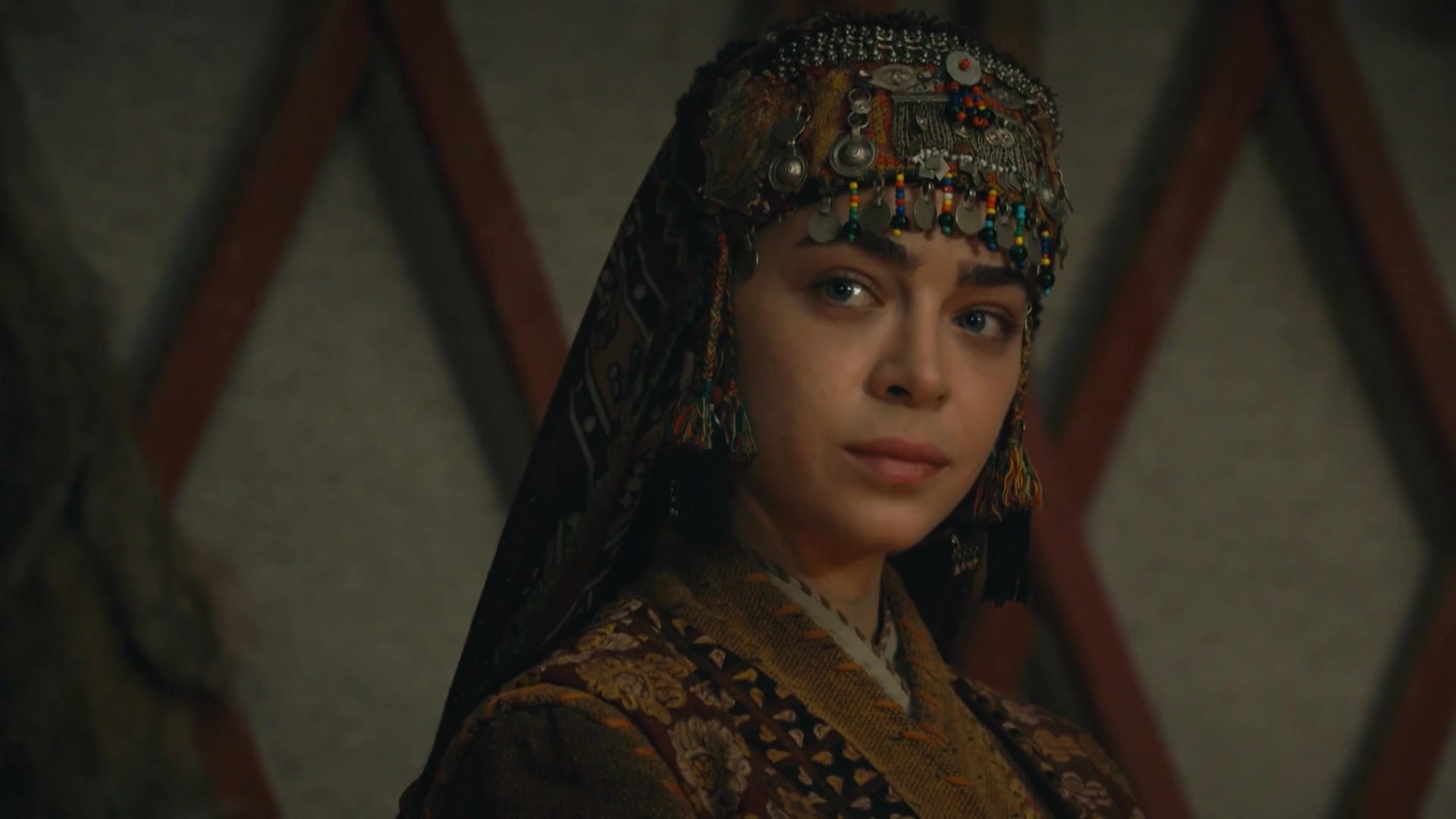 Кадры из сериала Воскресший Эртугрул (2014)