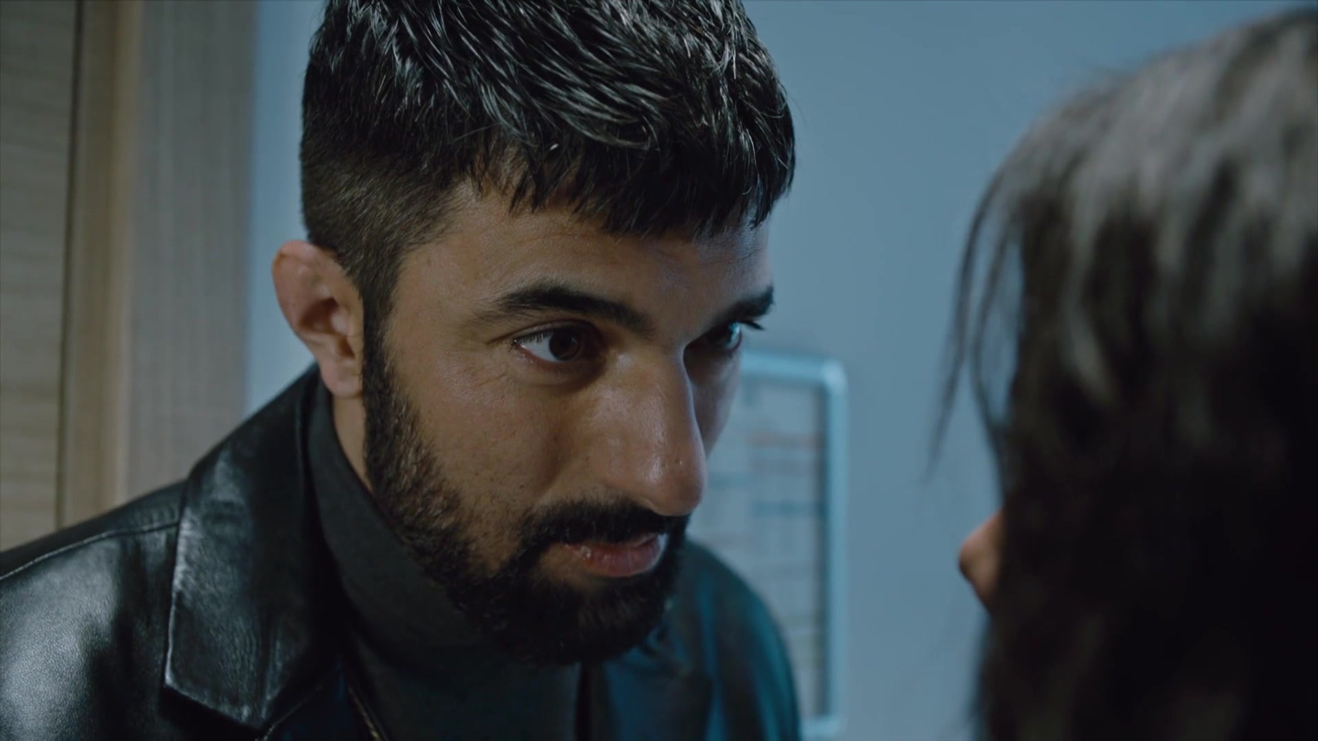 Кадры из сериала Меня зовут Фарах 2 серия 1 сезон (2023)
