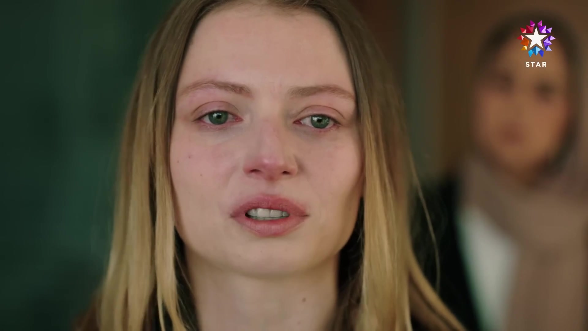 Кадры из сериала Беззащитные 16 серия 1 сезон (2024)