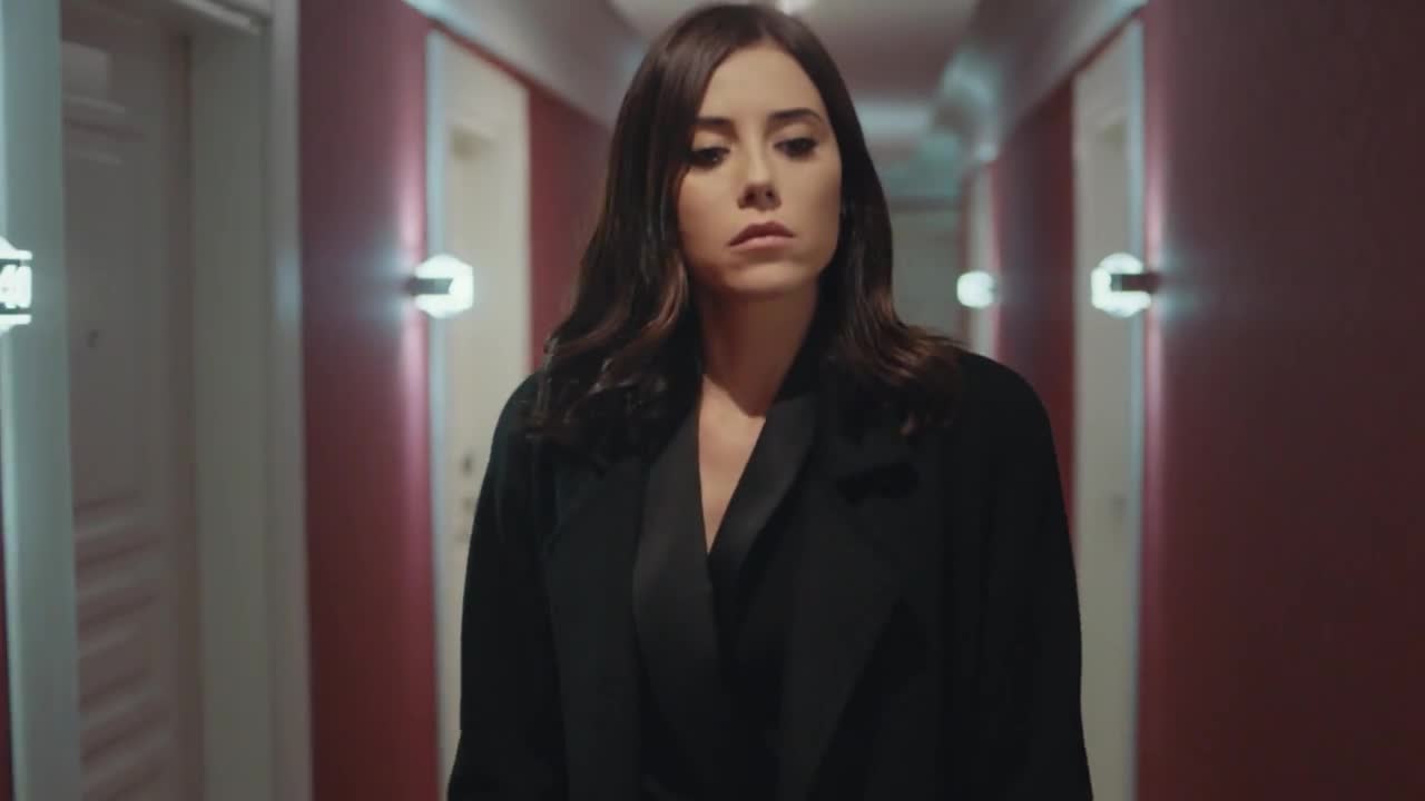 Кадры из сериала Неверный 11 серия 1 сезон (2020)